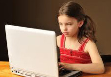 girl using the computer