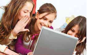 girls cyberbullying online